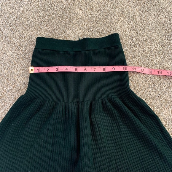 3/$30 bundle Zara Skirt - Picture 3 of 4